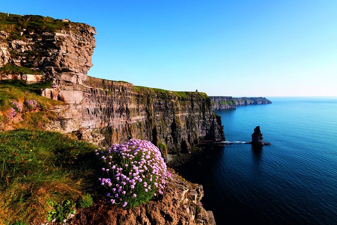 2-Day Southern Ireland Tour from Dublin:Including Blarney and Cliffs of Moher - Cliffs of Moher Visitor Centre: Your Main Event Gets 1.5 Hours