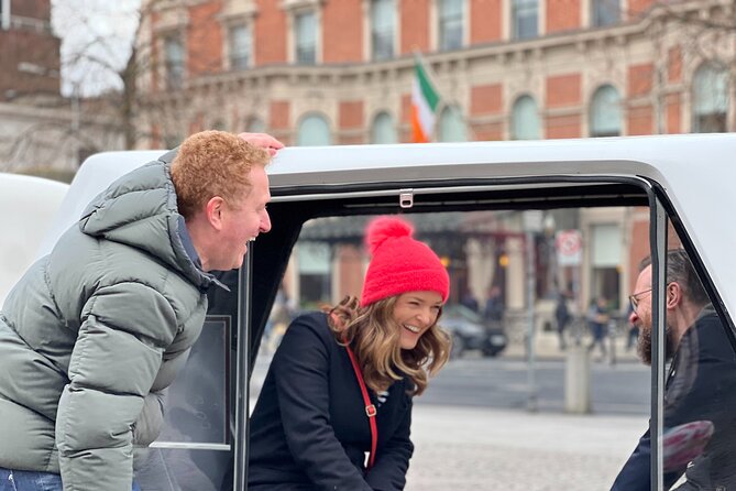 A Unique and Fun 1 Hour city tour of Dublin - Ship Street Great and the Forty Steps: stepping back into Viking and medieval Dublin