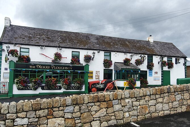 Afternoon Dublin Mountain Pub Tour(small group pub crawl max 15) - Stop 3: Johnnie Fox’s farm-house character and live Irish music
