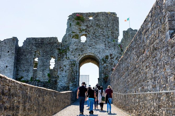 Celtic Boyne Valley & Ancient Sites Day Tour From Dublin - Loughcrew Cairns: Winding Tomb Passages and 6,000-Year-Old Rock Art