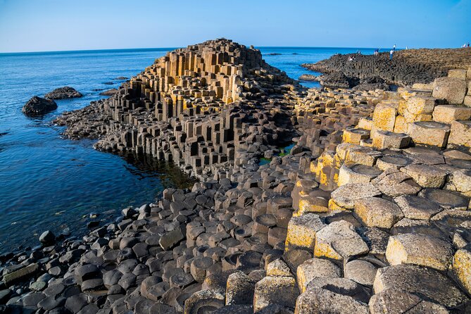 Chauffeur Giants Causeway & Belfast Private Day Tour From Dublin - Why this private Northern Ireland day trip works better than a bus