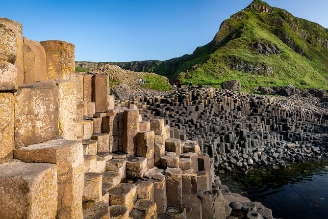 Chauffeur Giants Causeway & Belfast Private Day Tour From Dublin - Castlebellingham coffee break: short stop, big comfort value