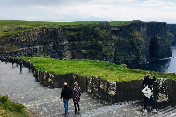 Cliffs Of Moher Tour In Spanish - Stop 2: Galway for about 1 hour 30 minutes