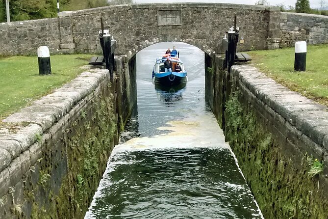 Digby Lock Cruise - Explore Ireland's Historic Grand Canal. - Key things I’d zero in on
