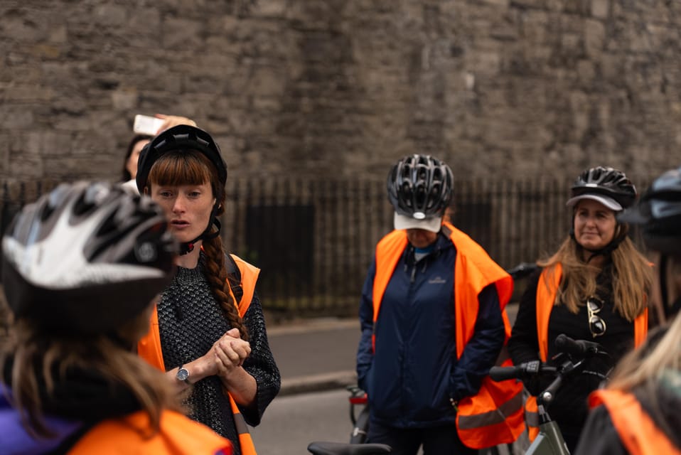 Dublin: Bike & E-Bike Tour with a Local Guide - Should you book the Dublin Bike & E-Bike Tour with a Local Guide?