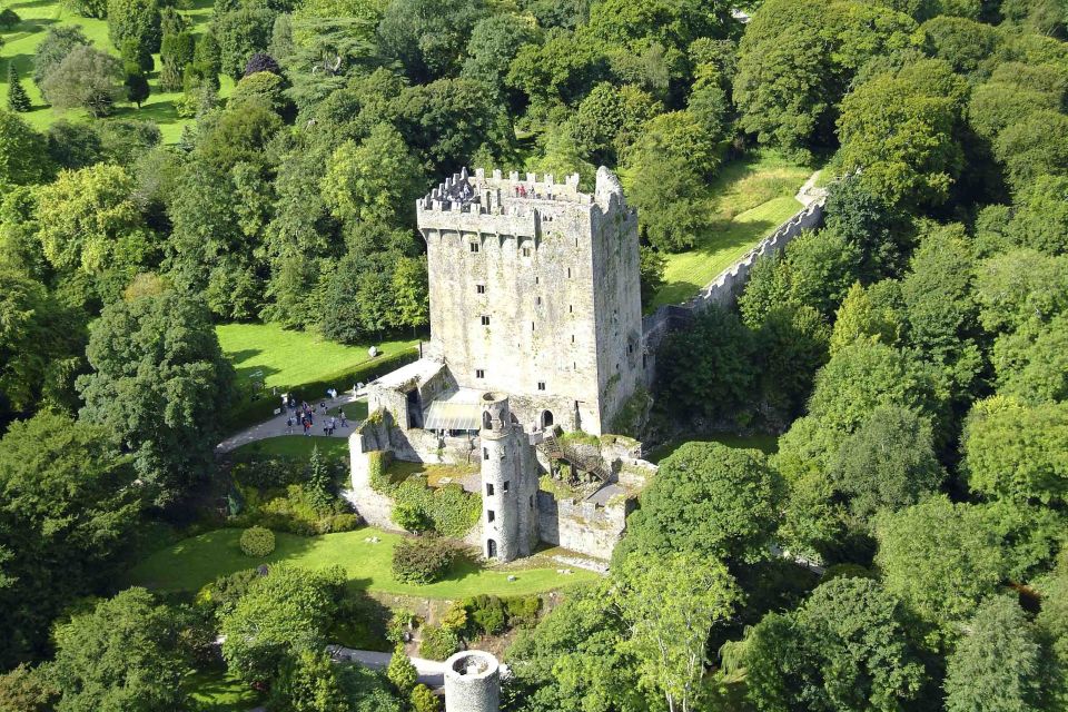Dublin: Full-Day Tour to Cork, Cobh and Blarney Castle - A full-day Munster sampler that starts with an early train