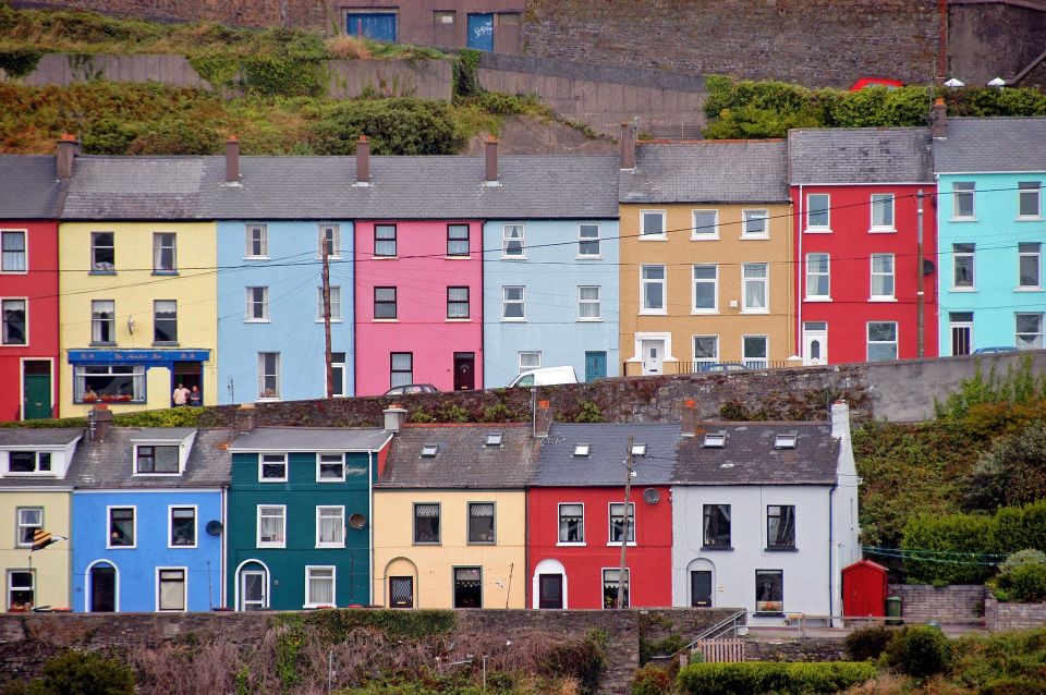 Dublin: Full-Day Tour to Cork, Cobh and Blarney Castle - Cobh and the Queenstown Story: where the Irish emigration story lands