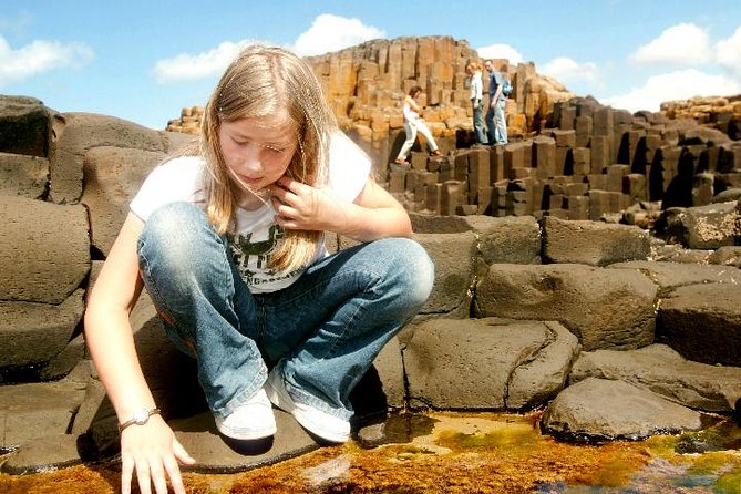 Dublin: Giant's Causeway, Dark Hedges, Dunluce and Belfast Titanic entrance fee - Getting on the bus: meeting point, timing, and how to avoid stress