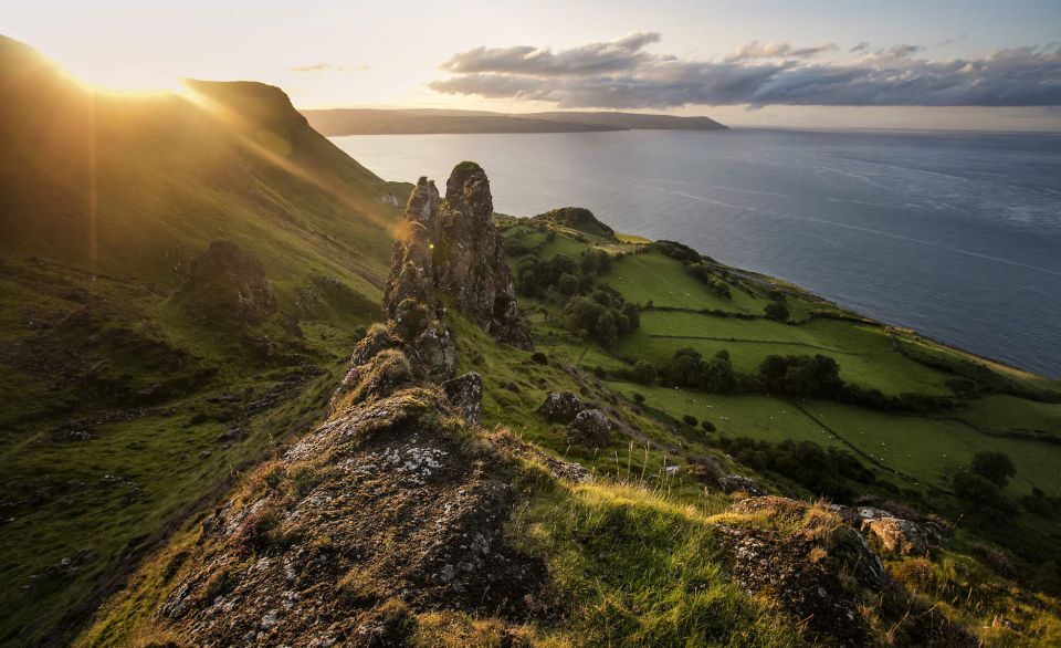 Dublin: Giant's Causeway, Dark Hedges & Titanic Guided Tour - Timing, walking, and packing: your comfort plan for 12 hours