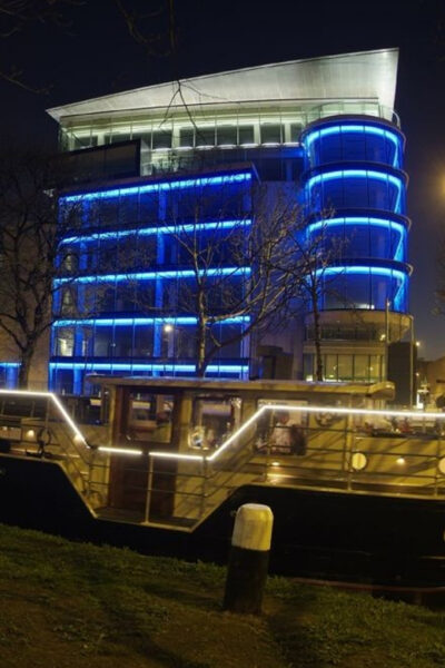 Dublin: Grand Canal Cruise with Dinner - Your 2-hour dinner cruise: what happens from boarding to lock gates