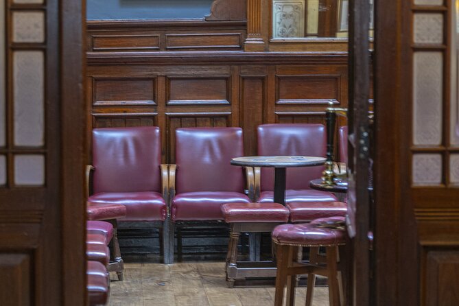 Dublin Guided Irish Coffee Masterclass with Whiskey Tasting - Entering Dublin’s Irish Coffee World at the Palace Bar