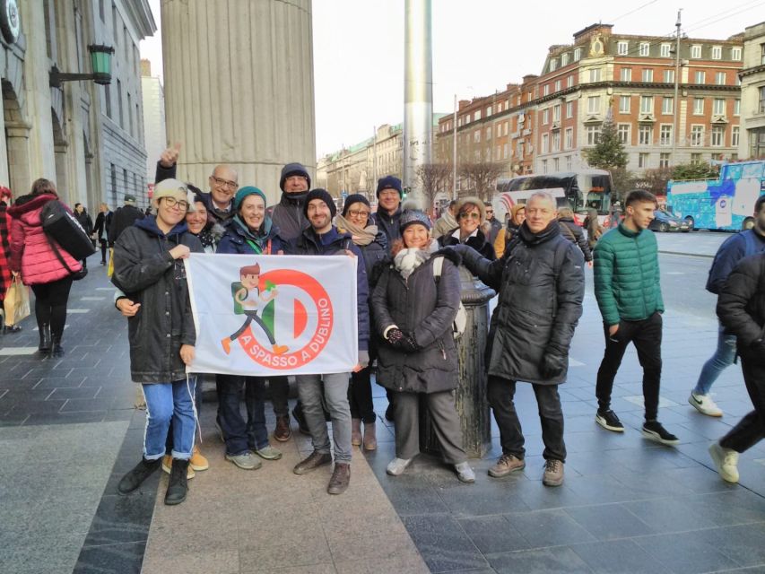 Dublin Highlights: 2.45-Hour Walking Tour in Italian - St Patrick’s Cathedral and Christ Church Cathedral: two major facades, two perspectives