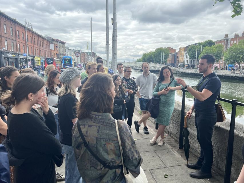 Dublin: Highlights and Hidden Gems Walking Tour - Key Highlights Worth Caring About