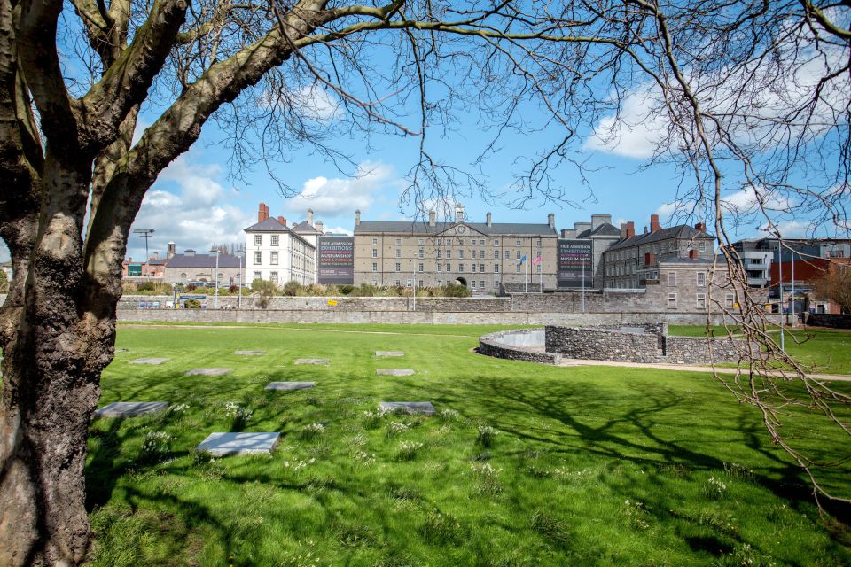 Dublin: Hop-on Hop-off Bus Tour - Key things to notice before you ride
