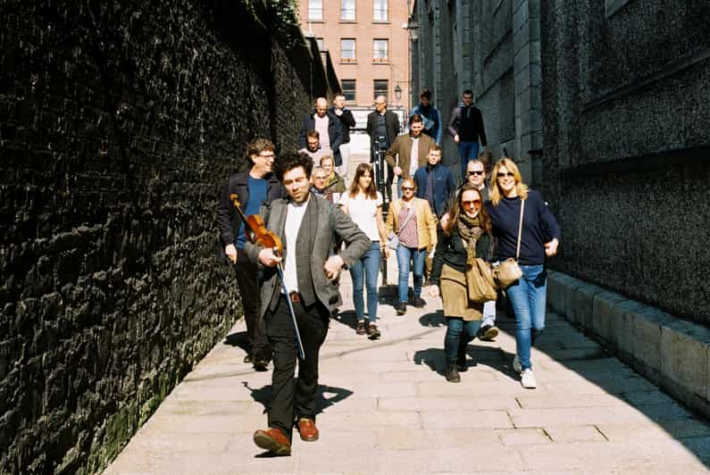 Dublin: Irish Music Walking Tour with Live Performance - Meeting at The Old Storehouse pub (and how to make the start painless)