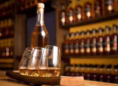 Dublin: Irish Whiskey Museum Blending Tour with Tastings - The 45-minute guided tour: whiskey history without the snooze