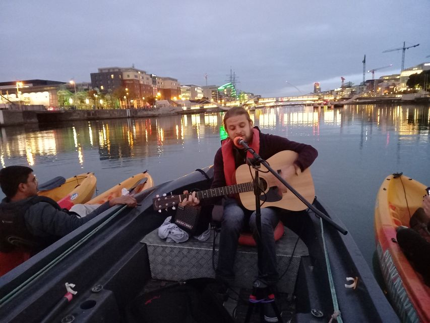 Dublin: Music Under the Bridges Kayaking Tour - From Liffey Boardwalk through the city: what your route feels like