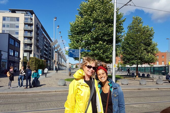 Dublin One Day Tour with a Local: 100% Personalized & Private - Meeting at Molly Malone: easy start, central energy