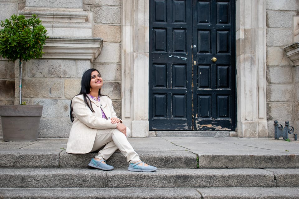 Dublin: Private Photo Experience - Temple Bar: Colorful Streets and Street-Ready Posing