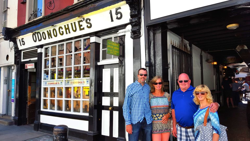 Dublin: Private Pub Tour - How to get a great pint during the tour