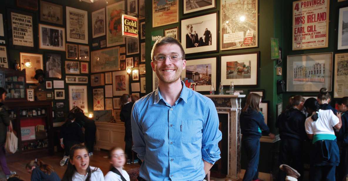 Dublin: Skip-the-Line Little Museum of Dublin Ticket - Entering the Little Museum of Dublin on Lower Pembroke Street