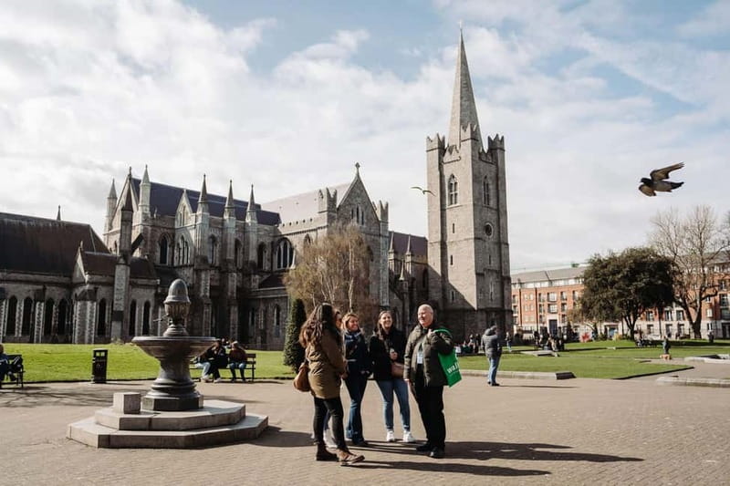 Dublin: Trinity College, Castle, Guinness and Whiskey Tour - Molly Malone to Trinity College: the early Book of Kells advantage