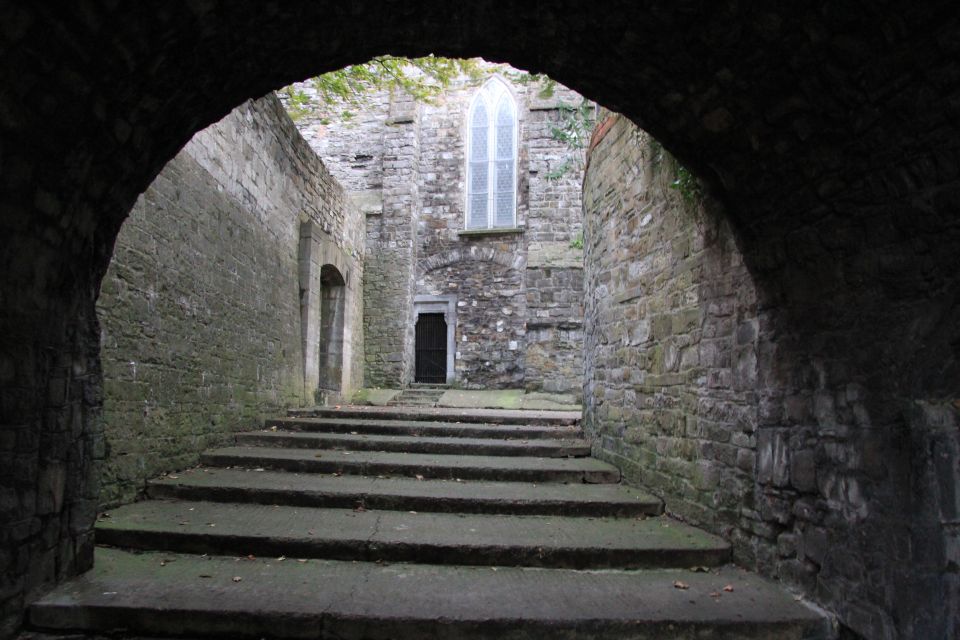 Dublin's Haunted History Walking Tour - The stories you’ll hear: Darkey Kelly, the Green Lady, and more