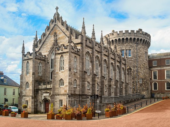 Essential Private Dublin walking tour for up to 6 people - Comfort, logistics, and walking tips that actually matter