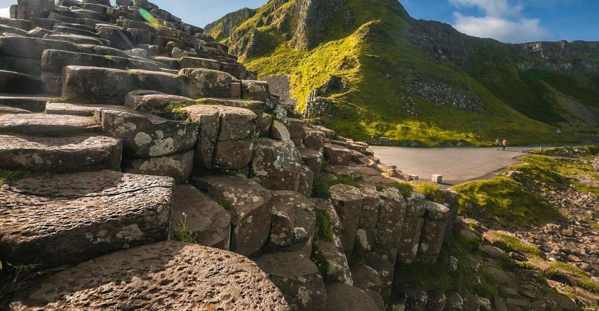 From Dublin: Belfast and Giant's Causeway: 2-Day Guided Tour - Belfast free time: how to use it without feeling squeezed