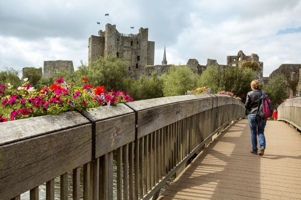 From Dublin: Celtic Boyne Valley and Ancient Sites Tour - Guides you might get: the difference between hearing and getting it