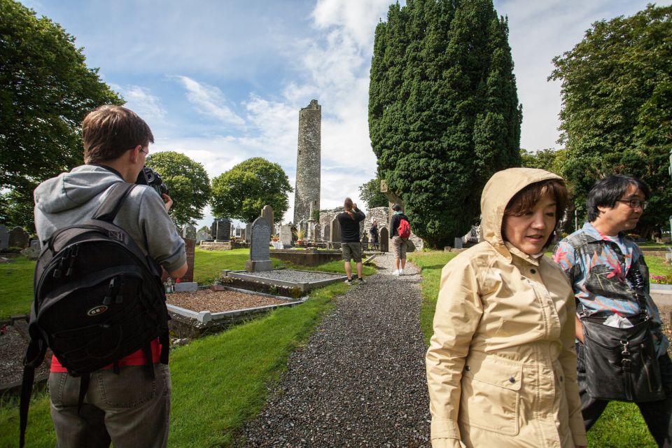 From Dublin: Celtic Boyne Valley and Ancient Sites Tour - Hill of Tara: Coronation Stone views and the old center of power