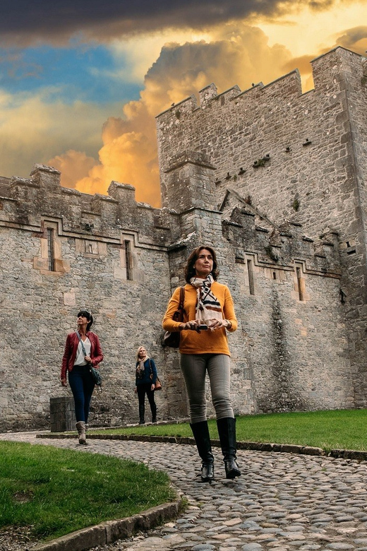 From Dublin:Cork,Cahir Castle,Rock of Cashel Tour in Spanish - Should you book this tour with Ole Irlanda Tours?