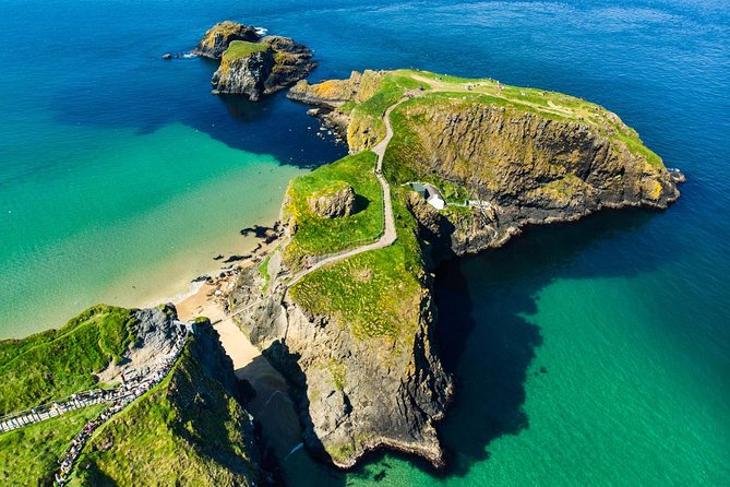 Giant's Causeway Custom Tailored Award Winning Private Tour. - The driver and van comfort: why “private” actually pays off
