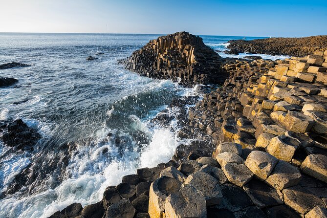 Giant's Causeway with the Titanic Exhibition and the best of Northern Ireland - Titanic Belfast at the Harland & Wolff shipyard