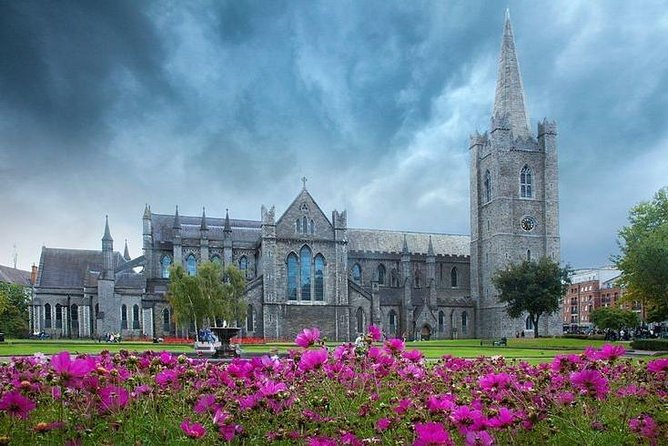 Go City: Dublin Pass | Save up to 50% - Includes 35+ Things To Do - How the Go City Dublin Pass Works on Your Phone