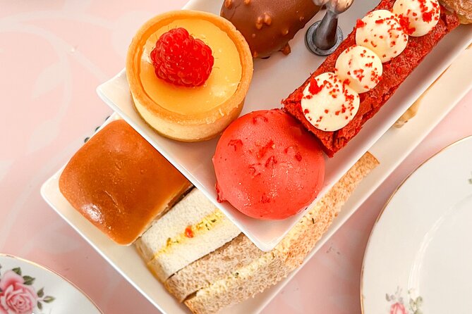 Irish Afternoon Tea on 1960s Vintage Bus in Dublin - Who should book this (and who should think twice)