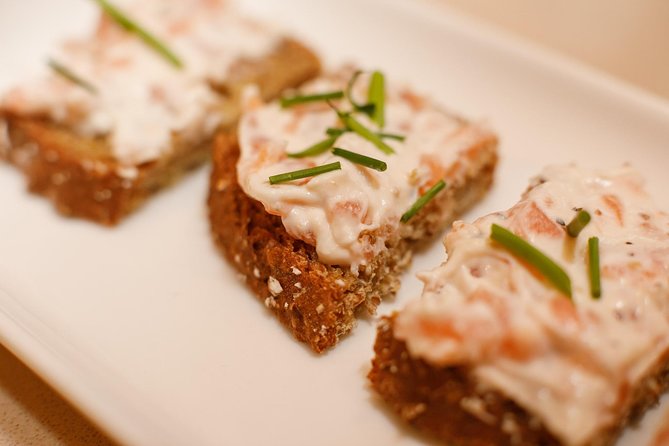 Irish Craic & Cuisine: Cooking Class & Dinner in Central Dublin - Ann’s Dublin Kitchen: What You’ll Cook Step by Step
