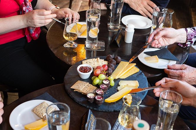 Premium Whiskey and Food Tasting in Dublin - Timing, pacing, and how long 1 hour 45 minutes really feels
