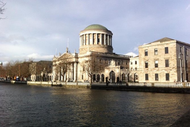 Private Driver Guided Tour of Dublin - Saint Patrick’s Cathedral: getting the real Dublin anchor in 30 minutes