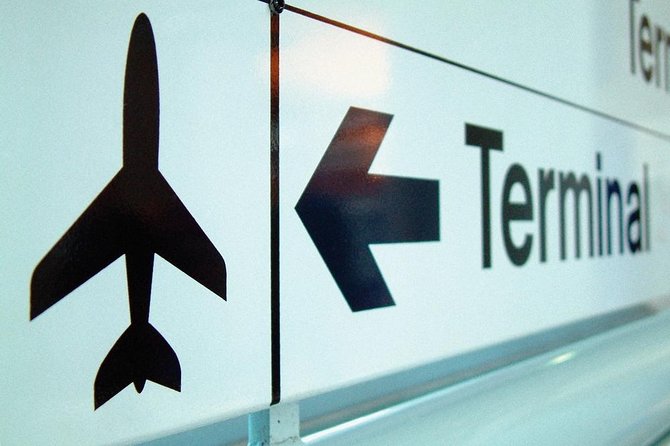 Private Dublin Arrival Transfer - Airport to Hotel / Accommodation - Door-to-door Dublin pickup: what you’re really paying for