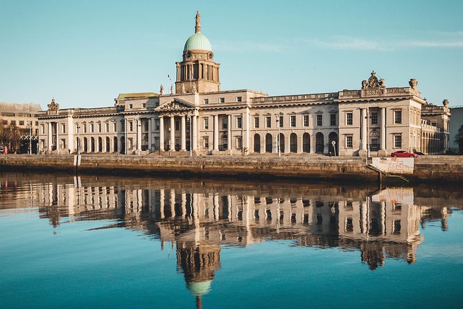 Private Dublin Arrival Transfer - Airport to Hotel / Accommodation - Finding your driver at Dublin Airport: the arrivals hall game plan