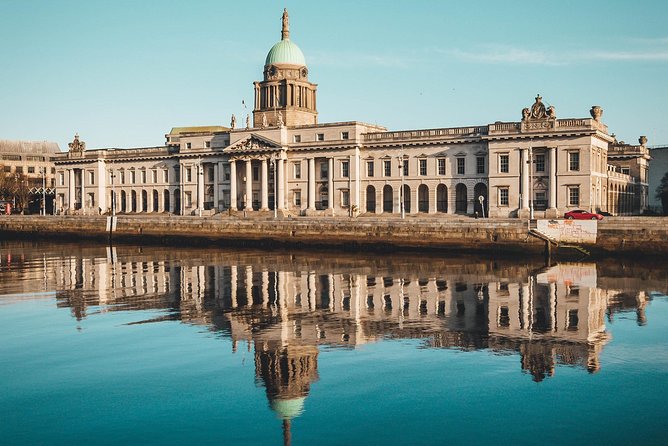 Private Dublin Departure Transfer - Hotel / Accommodation to Airport - The Actual Ride: Stress Down, Conversation Optional