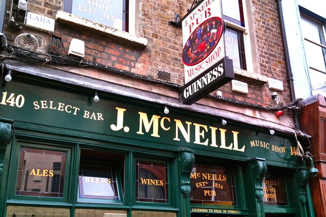Private Dublin Pub Tour (Walking Tour) - Why a private guide is more than a premium upgrade