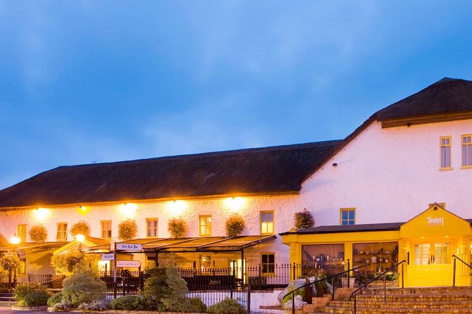 Skip the Line: Irish Night Show Including 4-Course Dinner Ticket - The 4-Course Irish Dinner: More Than Just Food on the Side