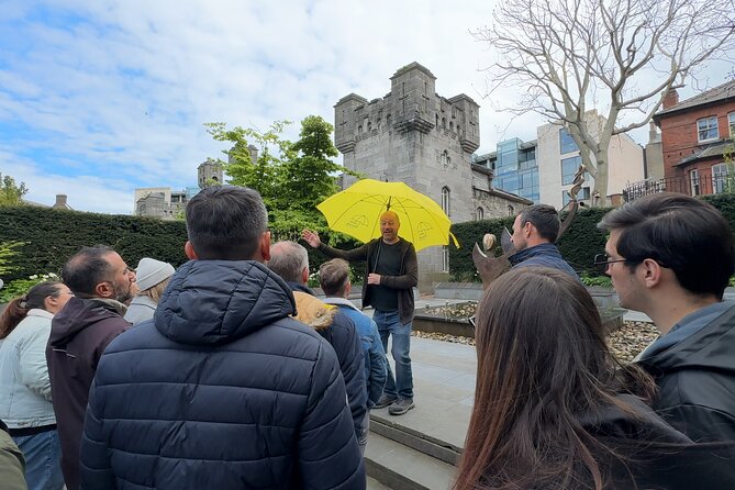 Small Group Bucket List Sights Walking Tour with a Local Guide - Key highlights you’ll feel on this walk