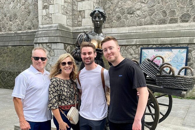 The Dublin Private Walking Tour - Claddagh Records and the Wall of Fame: Music History You Can Point To