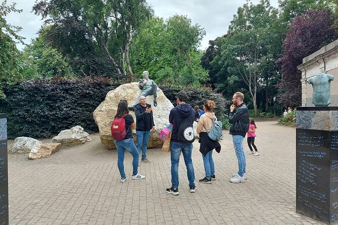 The Dublin Private Walking Tour - Temple Bar Pub and Ha’penny Bridge: River Stories and Cobblestone Charm