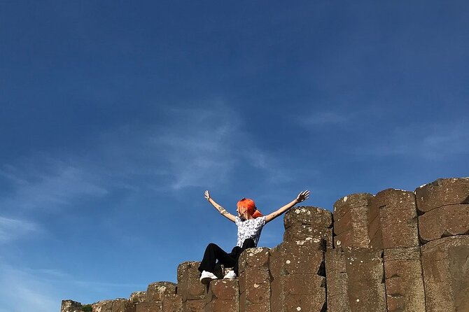The Giant's Causeway, Dunluce Castel and Belfast - Spanish guide - Dunluce Castle from the cliffs: the views + the stories